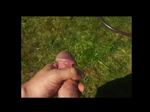 ❤️ Hottie sħun gets pussy roża tagħha fucked u cums bi squirt fi ġnien tas-sajf ❤️ Porn Russu lilna ❌️❤